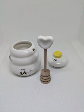 Kate Aspen Bee Hive Honey Pot w/ Lid & Heart Honey Dipper Ceramic Bee Decor